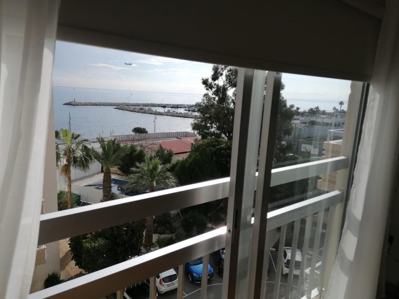 Mikis'S Seagate Studio Aprt. Larnaca Buitenkant foto