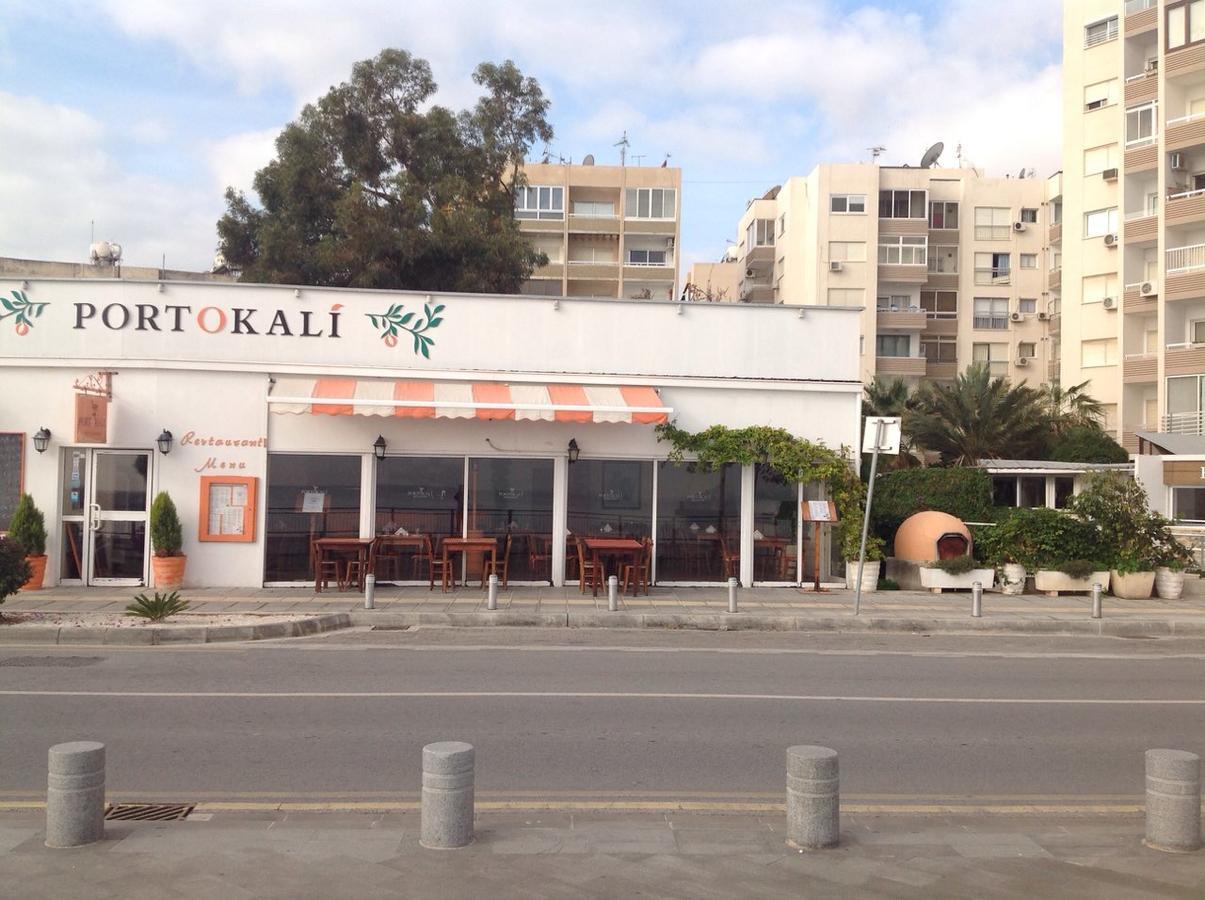 Mikis'S Seagate Studio Aprt. Larnaca Buitenkant foto